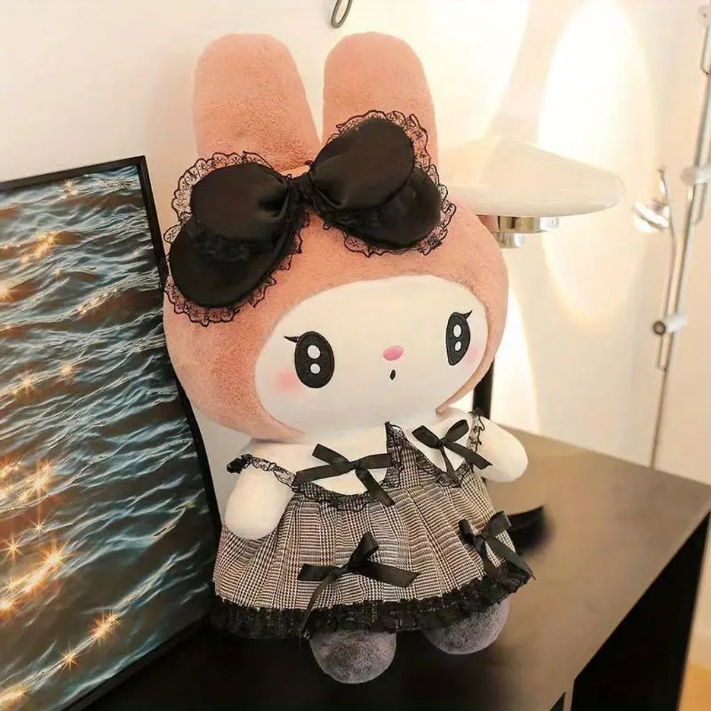 Melody Sanrio gothic plush - Picture 2 of 3